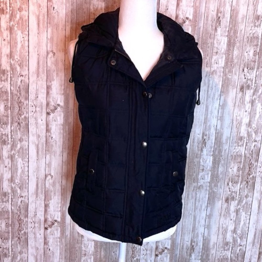 GAP Black Quilted Puffer Vest size XS